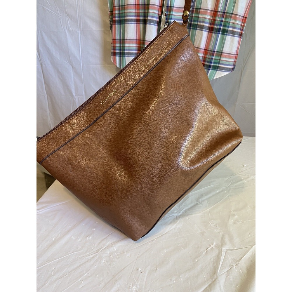 Calvin Klein Brown Pebbled Vegan Leather Wristlet Clutch Zip Top Bag